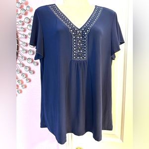 Per Seption Petite PML Navy Blue blouse with studs, short sleeves, soft comfy